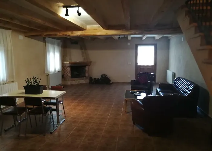 カントリーハウス Casonas De *